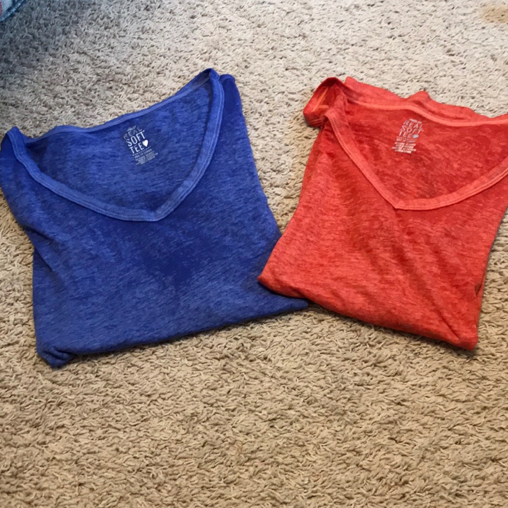 Love Aerie super soft tee shirts